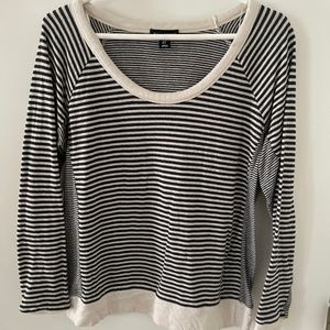 Willi Smith black and white striped sweater - size S